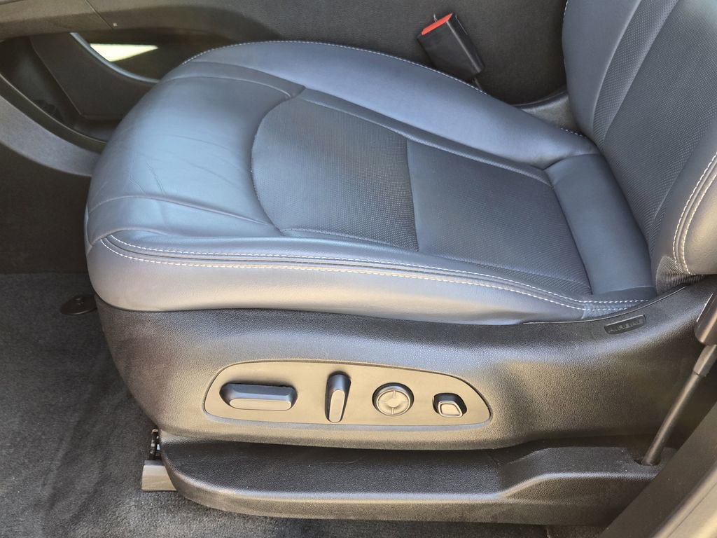Used 2024 Buick Enclave Premium image 26
