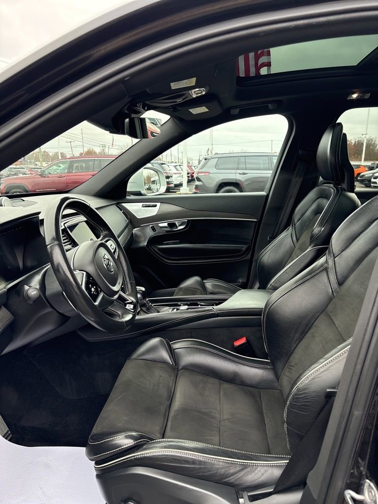 Used 2018 Volvo XC90 T6 R-Design w/ Convenience Package image 32