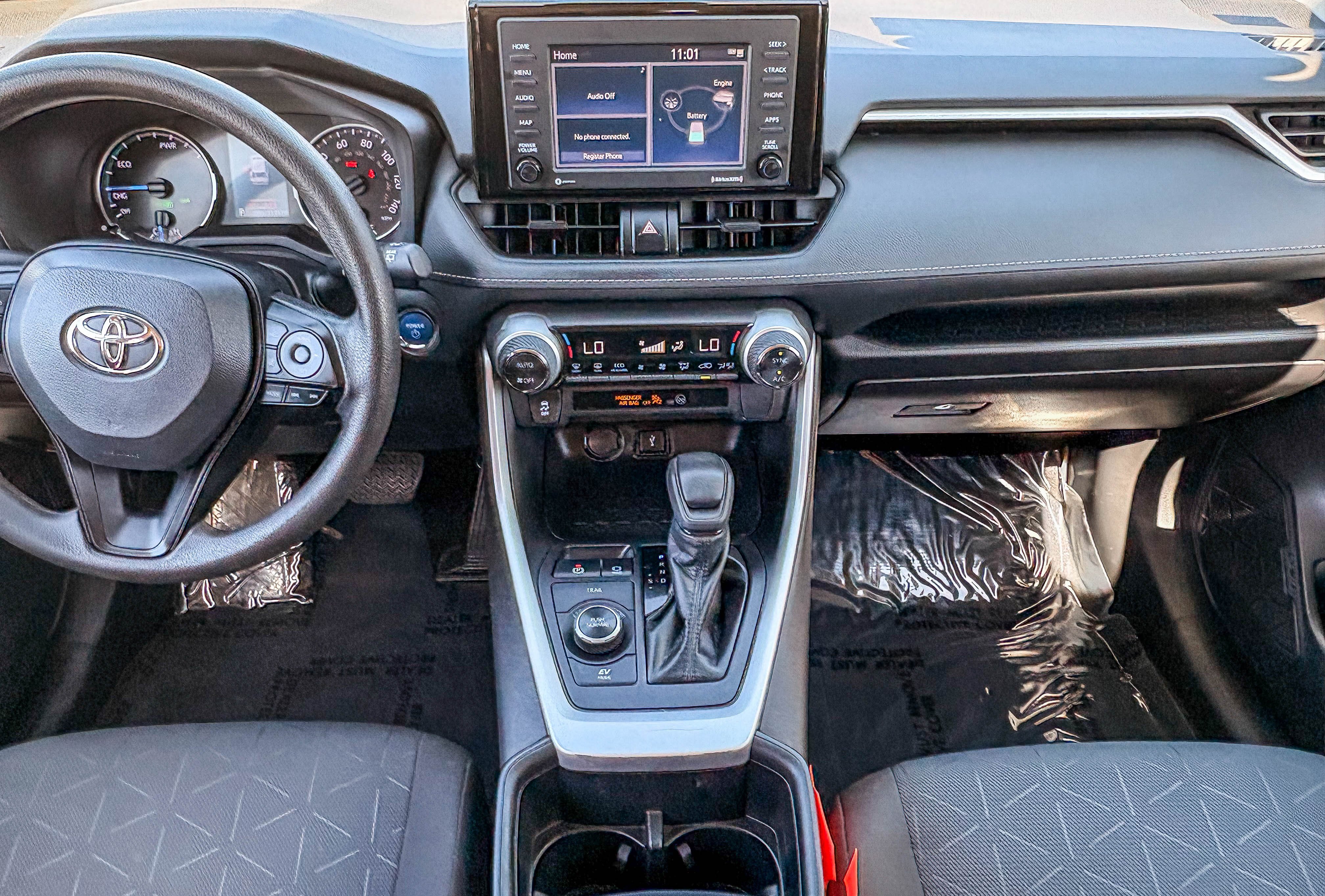 Used 2022 Toyota RAV4 XLE AWD/4WD image 13