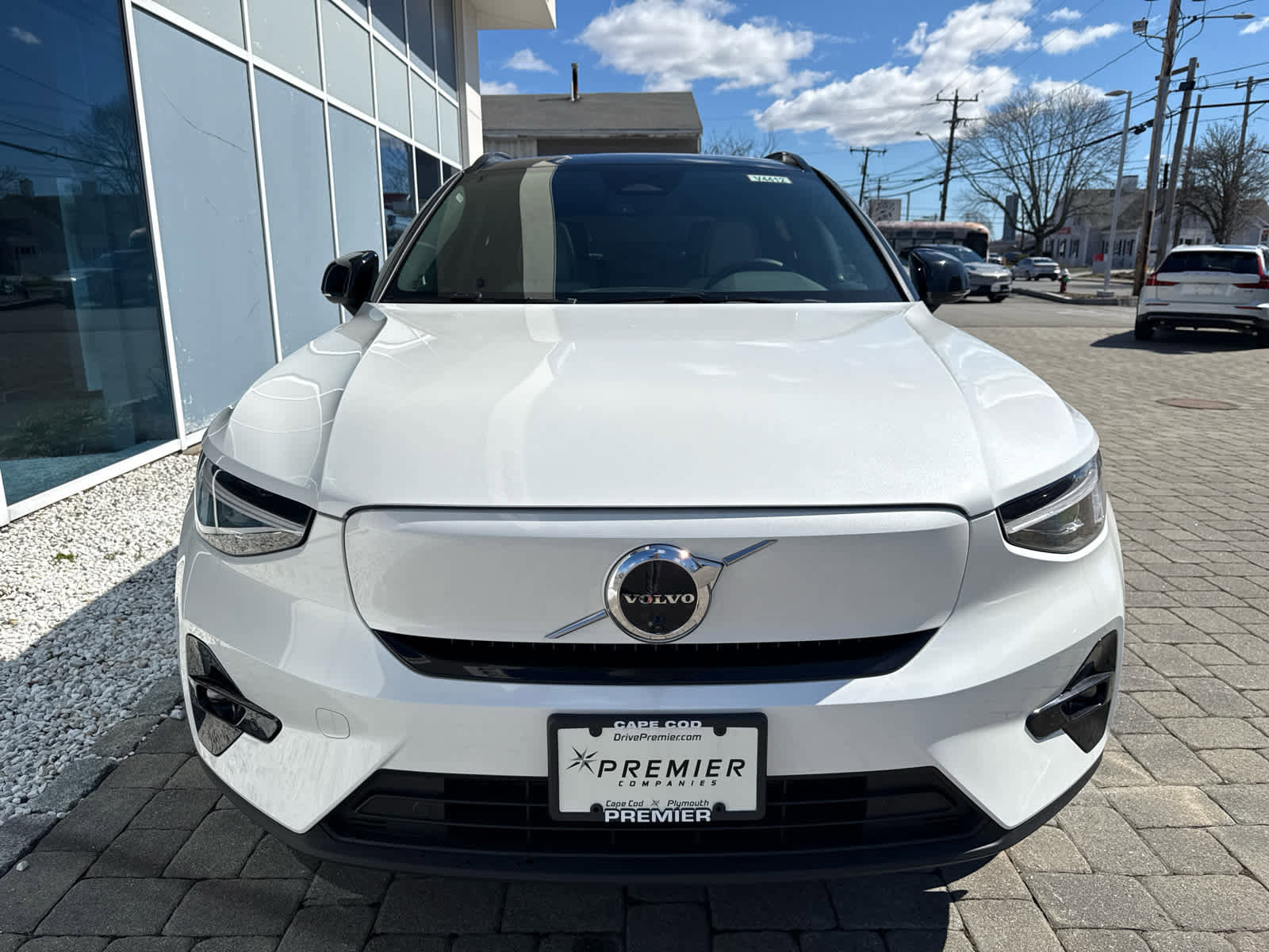 New 2026 Volvo EX40 Plus w/ Climate Package RWD image 34