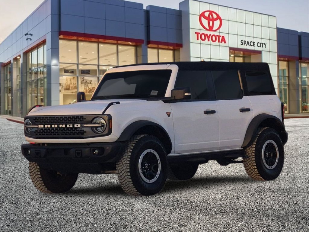Used 2023 Ford Bronco Badlands AWD/4WD image 2