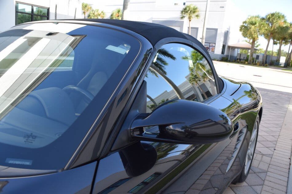 Used 2005 Porsche Boxster RWD image 40