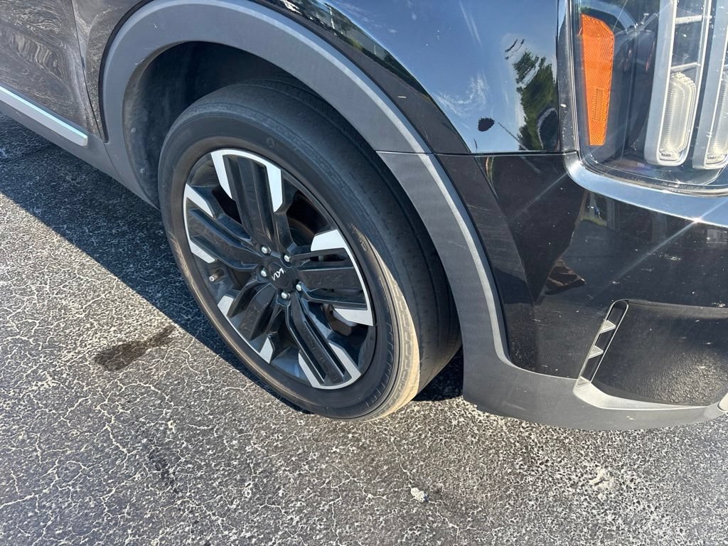 Used 2023 Kia Telluride SX Prestige AWD/4WD image 3