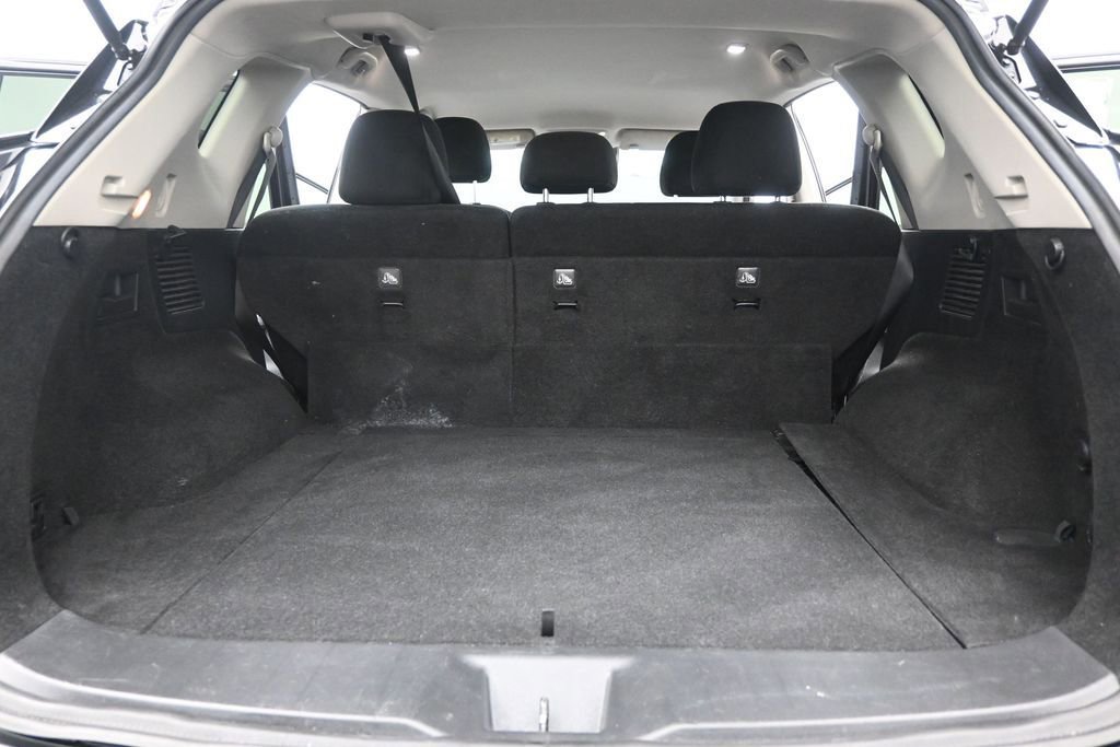 Used 2020 Nissan Murano SV FWD image 19
