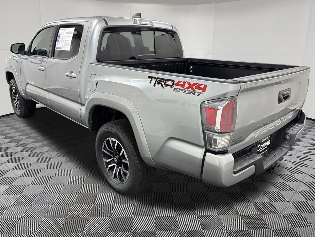 Used 2023 Toyota Tacoma TRD Sport AWD/4WD image 5
