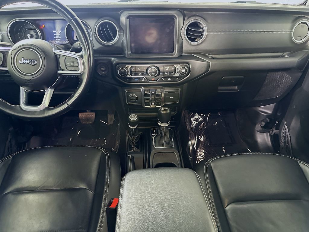 Used 2021 Jeep Wrangler Unlimited Sahara w/ Cold Weather Group AWD/4WD image 18