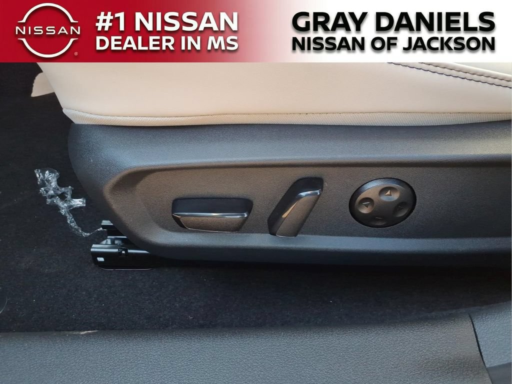 New 2026 Nissan Sentra SL w/ Floor Mat Package FWD image 11