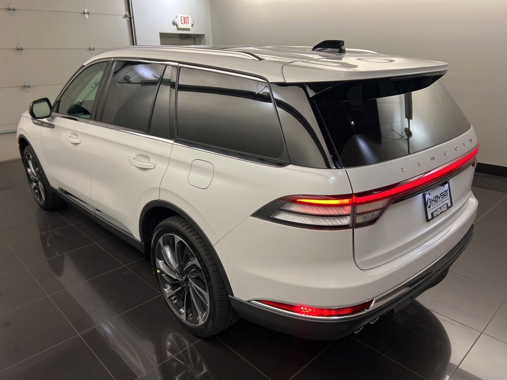 New 2026 Lincoln Aviator Reserve image 4