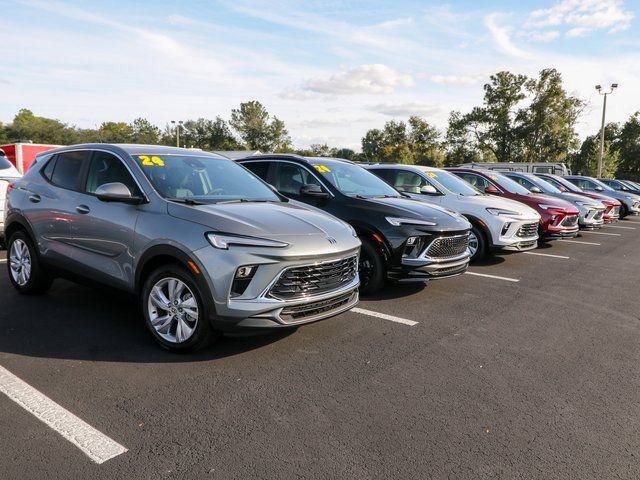 Used 2024 GMC Sierra 1500 AT4X image 10