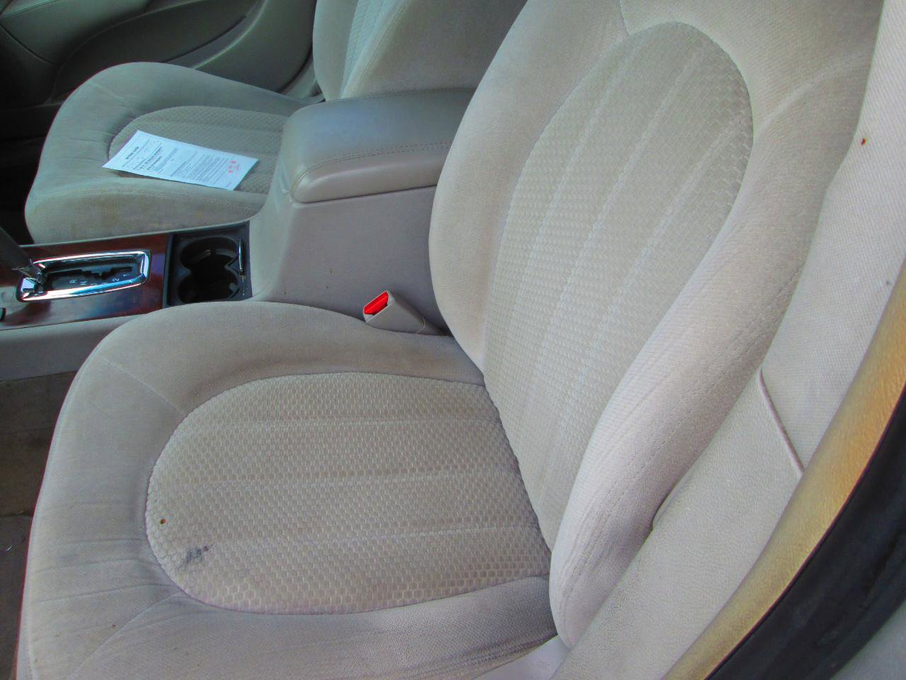 Used 2008 Buick Lucerne CX image 4