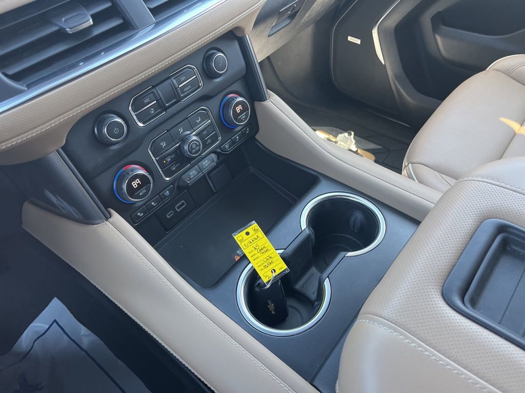 Used 2024 Chevrolet Tahoe Premier AWD/4WD image 22