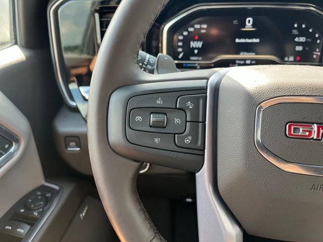 Used 2023 GMC Sierra 1500 SLT w/ SLT Premium Plus Package AWD/4WD image 18