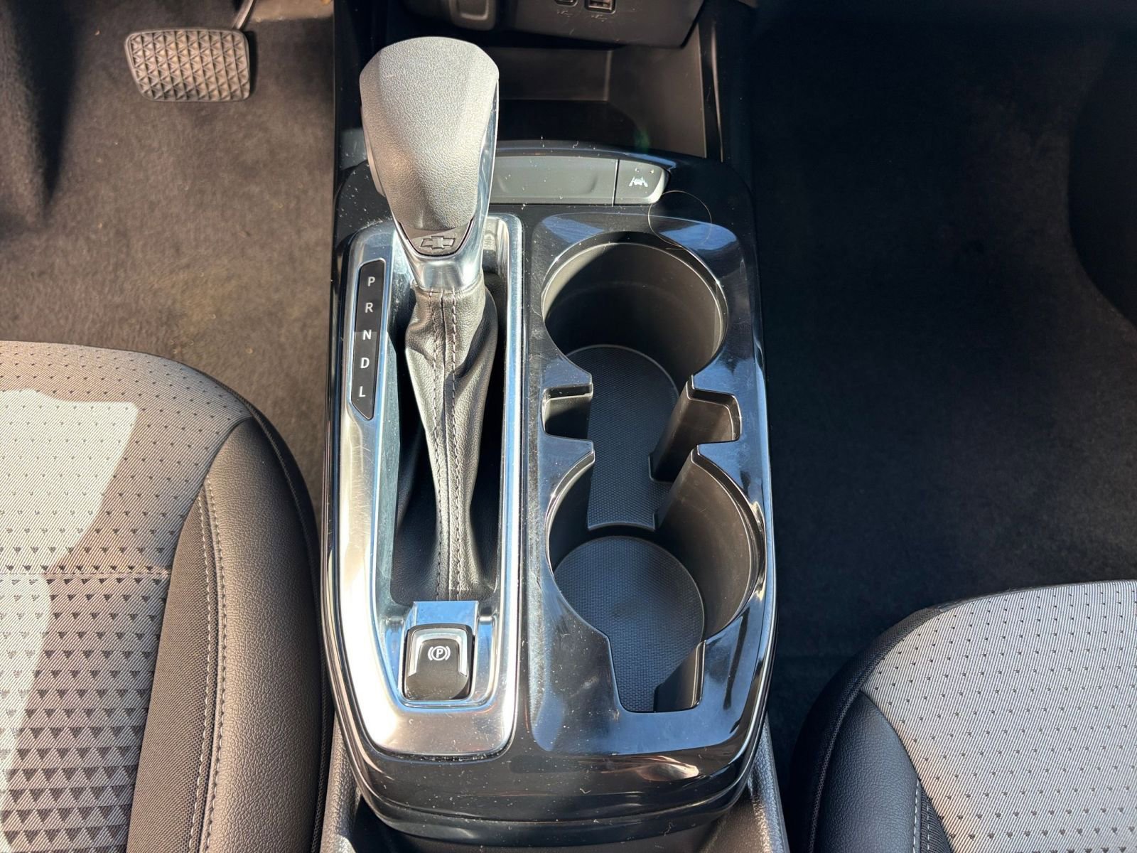 Used 2025 Chevrolet Trax LT image 41