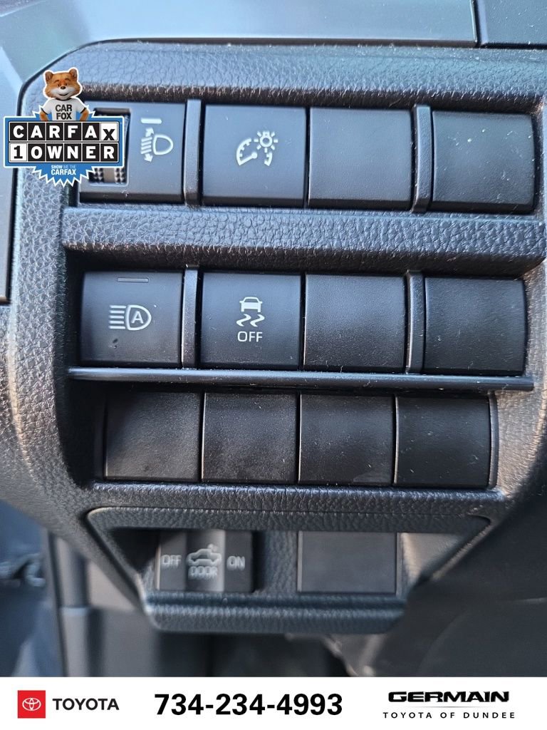 Used 2025 Toyota Tacoma SR5 image 21