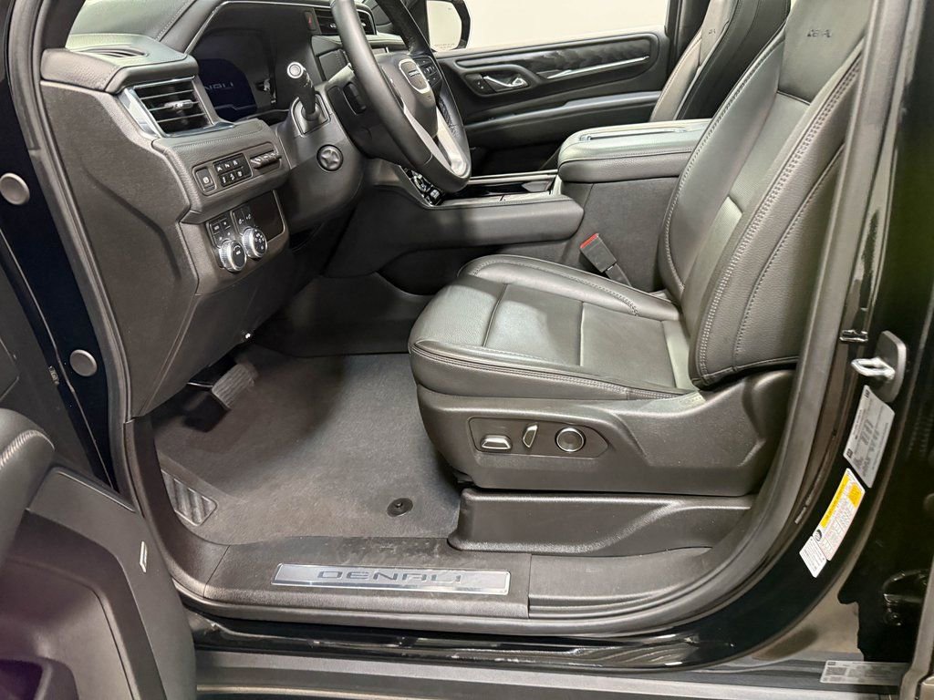 Used 2024 GMC Yukon Denali image 57