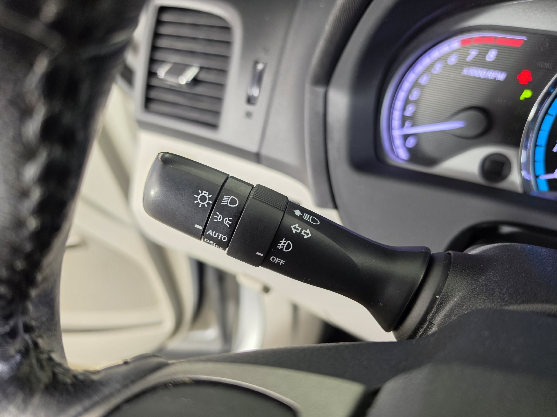 Used 2015 Toyota Venza XLE w/ XLE Premium Package FWD image 13