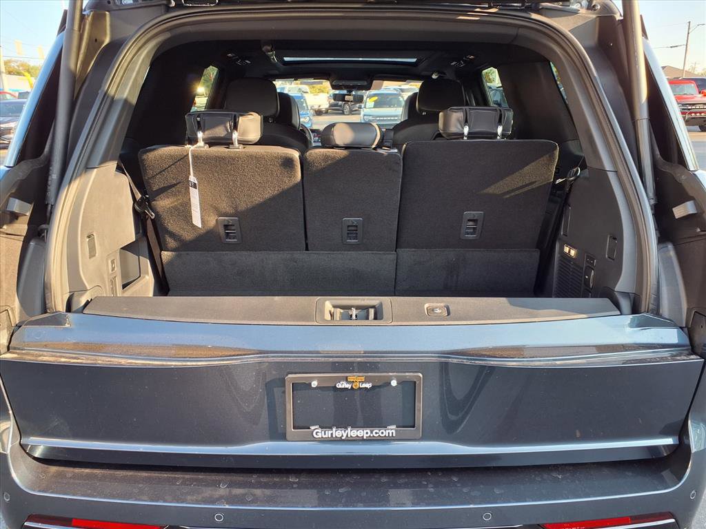 New 2025 Lincoln Navigator Reserve w/ Jet Appearance Package image 15