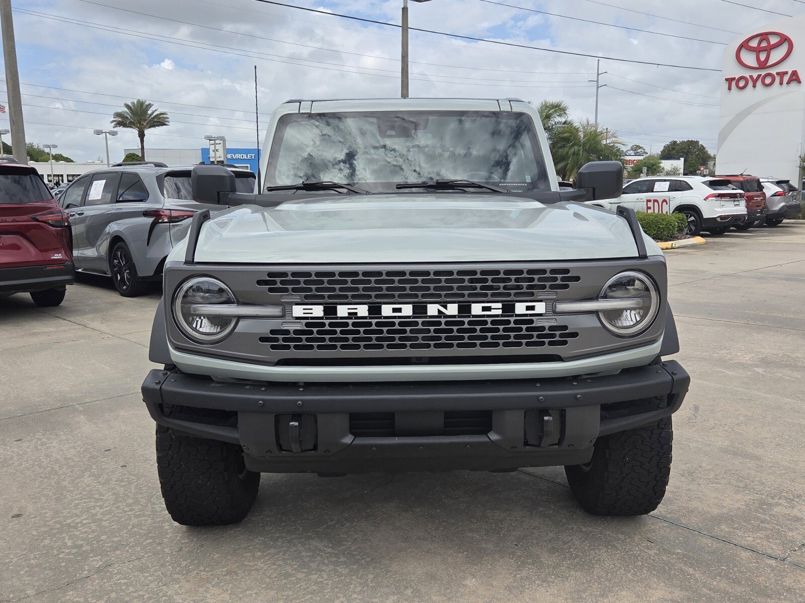 Used 2024 Ford Bronco Badlands image 2