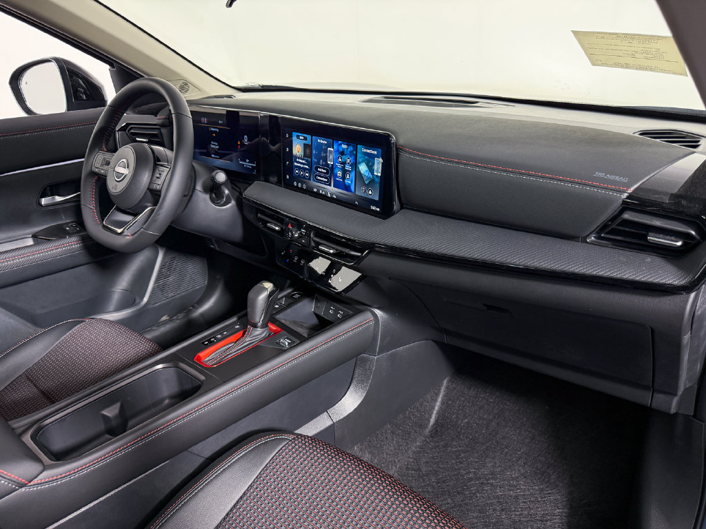 New 2026 Nissan Kicks SR w/ SR Premium Package AWD/4WD image 9