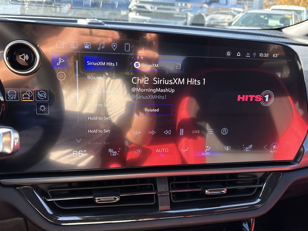 New 2026 Chevrolet Equinox EV RS image 14