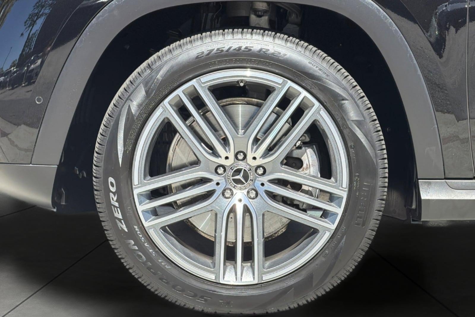 Used 2026 Mercedes-Benz GLS 450 4MATIC image 27