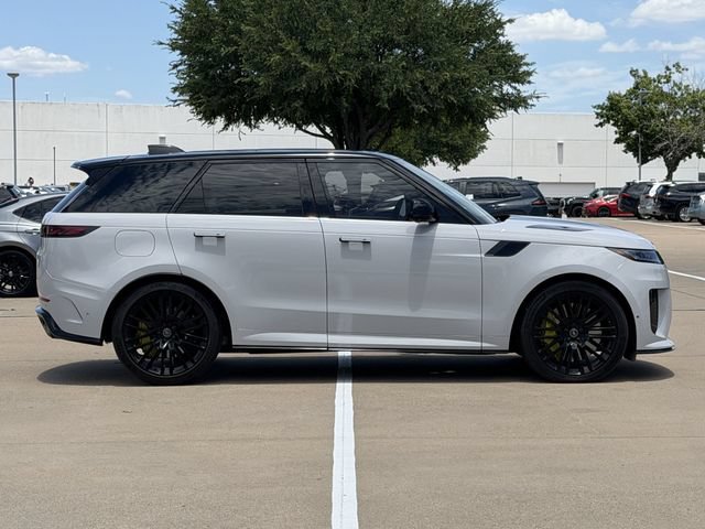 Used 2024 Land Rover Range Rover Sport AWD/4WD image 3