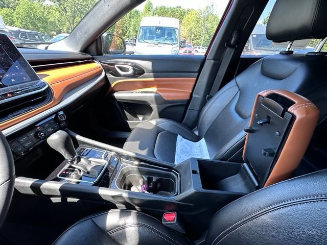Used 2024 Jeep Compass Limited AWD/4WD image 24