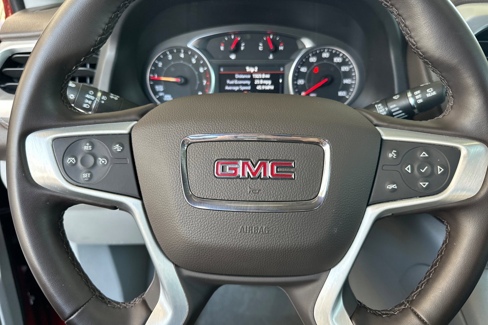 Certified 2023 GMC Acadia SLT image 25