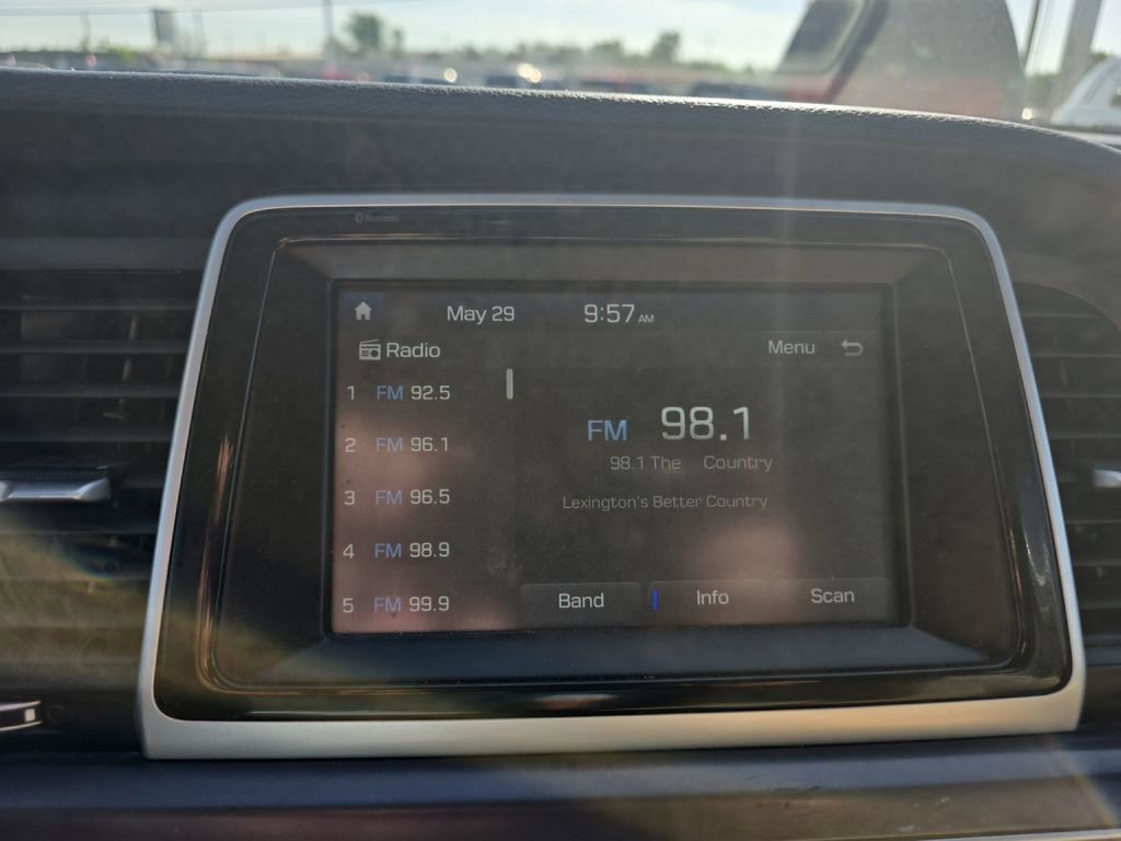 Used 2019 Hyundai Sonata SE FWD image 25