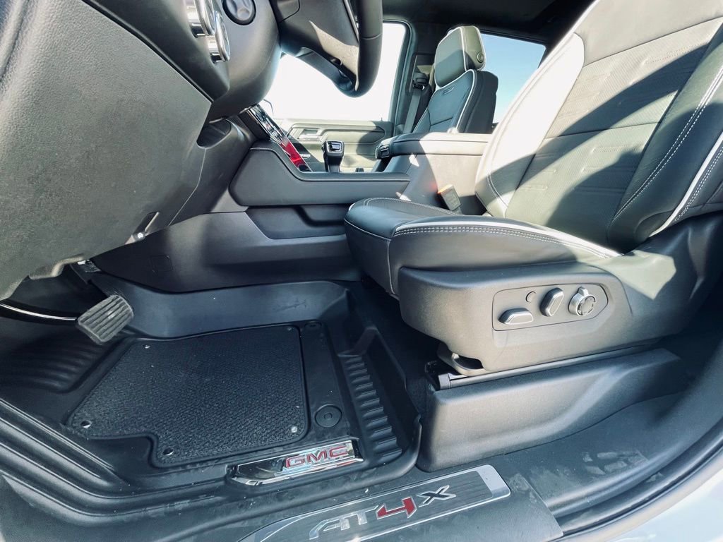 New 2026 GMC Sierra 1500 AT4X image 23