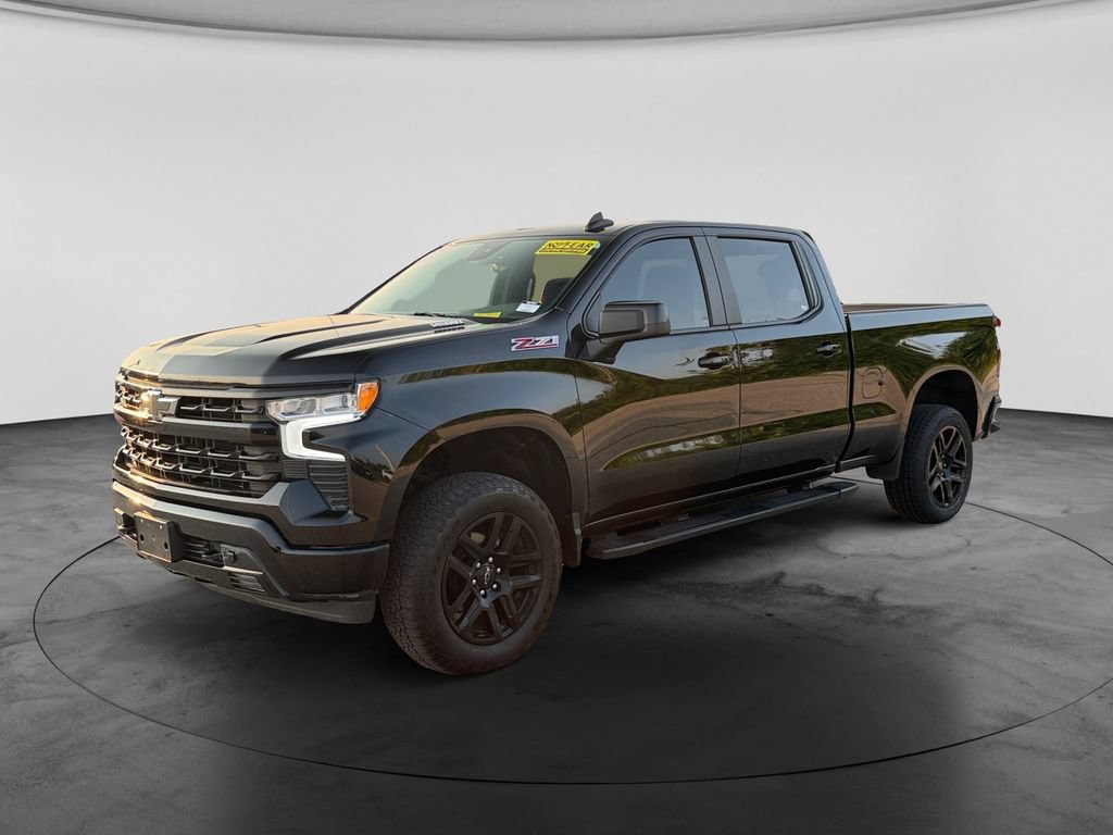 Used 2024 Chevrolet Silverado 1500 RST w/ Z71 Off-Road Package AWD/4WD image 4