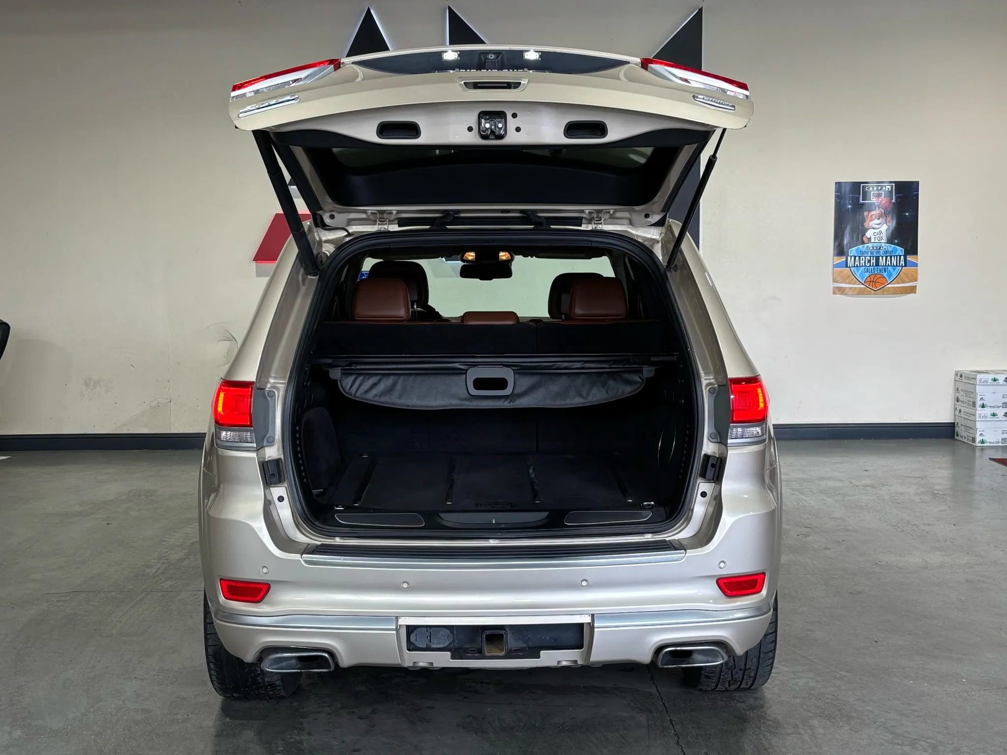 Used 2015 Jeep Grand Cherokee Summit w/ Platinum Series Group image 6