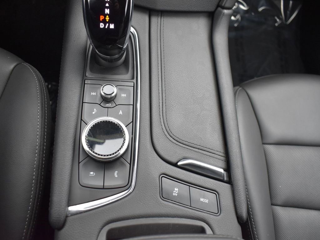 Certified 2024 Cadillac XT5 Premium Luxury w/ Technology Package image 20