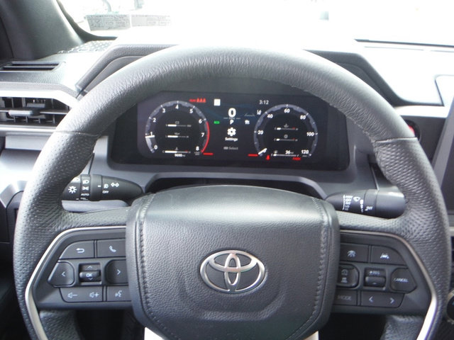 Used 2025 Toyota Tacoma TRD Off-Road AWD/4WD image 42