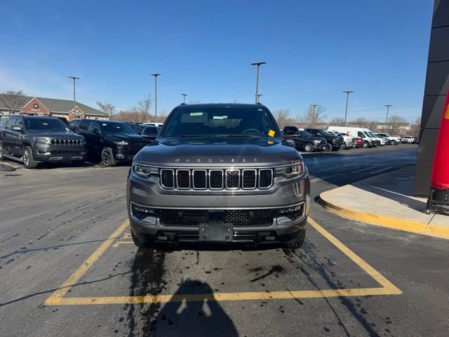 Used 2023 Jeep Wagoneer 4WD w/ HD Trailer Tow Package image 3