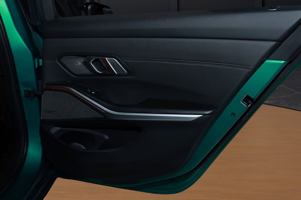 Used 2023 BMW M3 Competition image 23