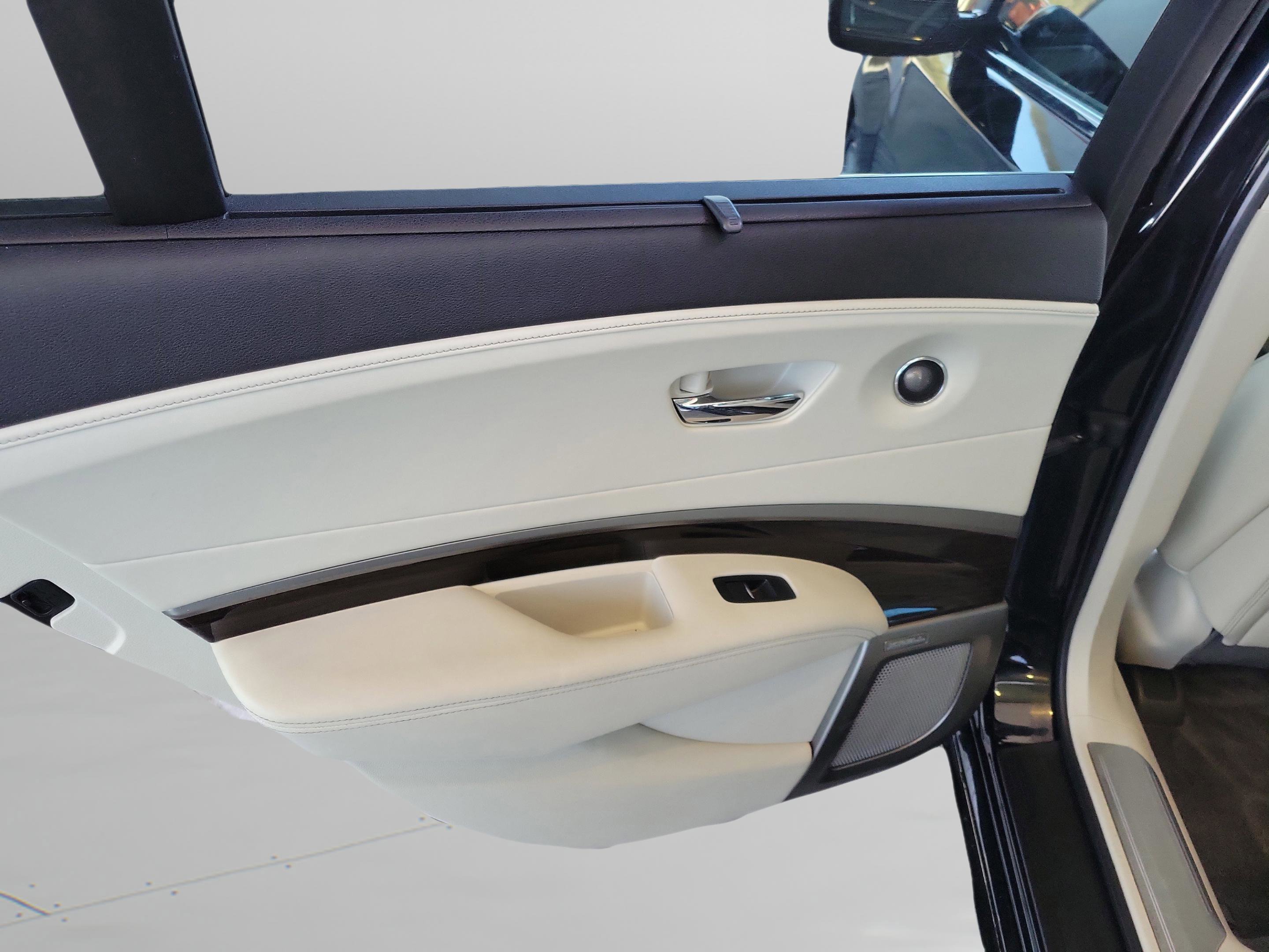 Used 2015 Acura RLX w/ Advance Package image 25