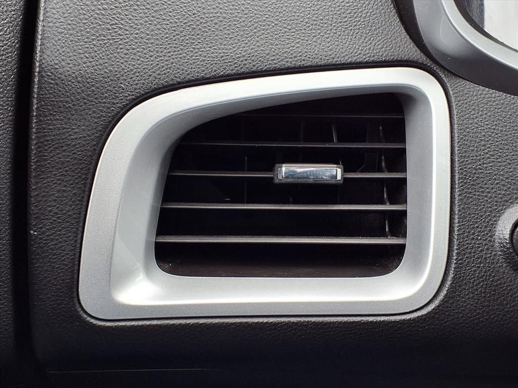 Used 2015 Chevrolet Equinox LTZ AWD/4WD image 28