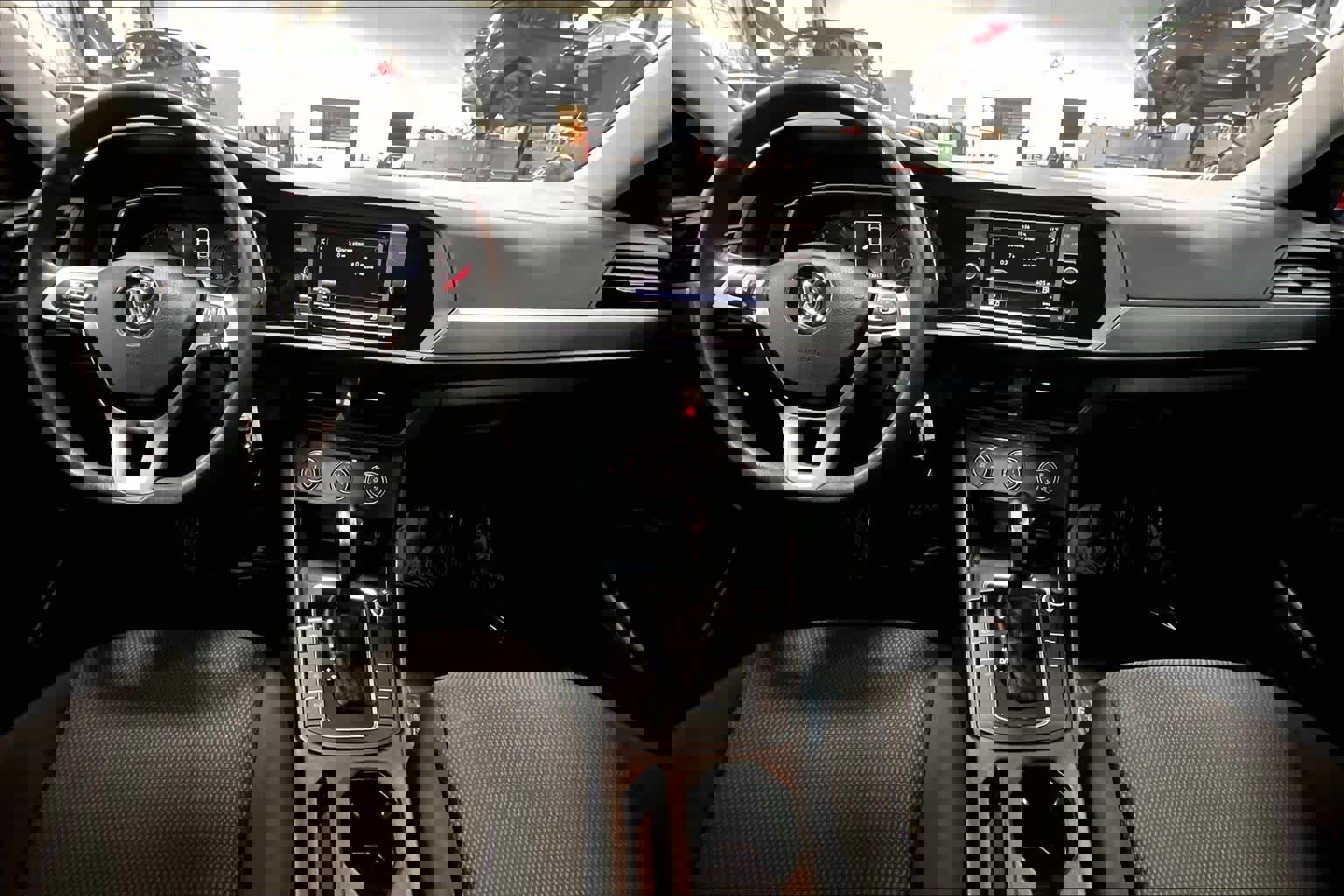 Used 2019 Volkswagen Jetta S w/ Driver Assistance Package image 15