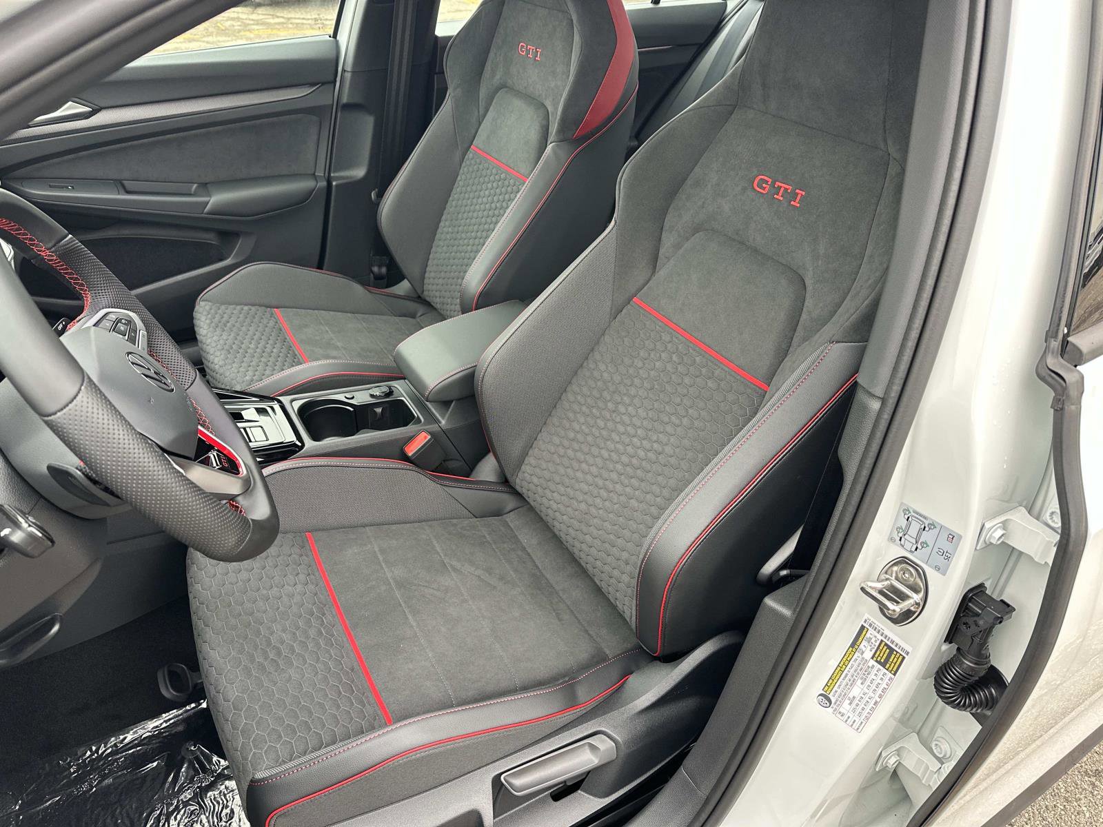 New 2026 Volkswagen GTI SE image 22