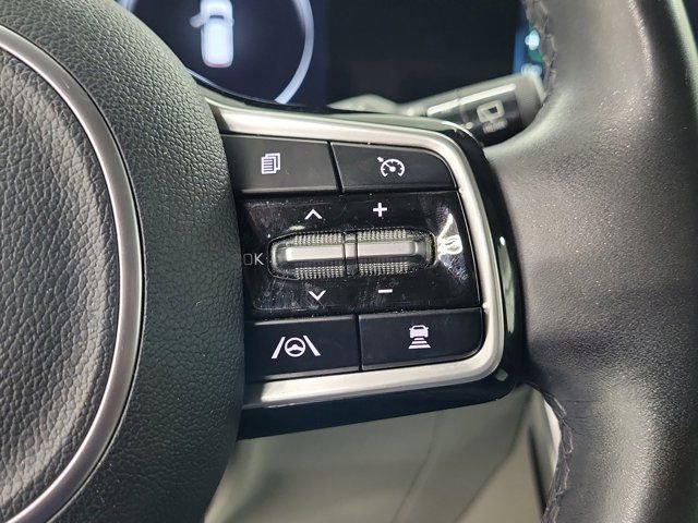 Used 2024 Kia Carnival SX FWD image 26