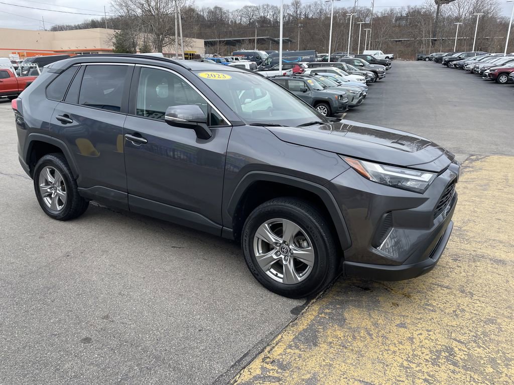 Used 2023 Toyota RAV4 XLE image 6