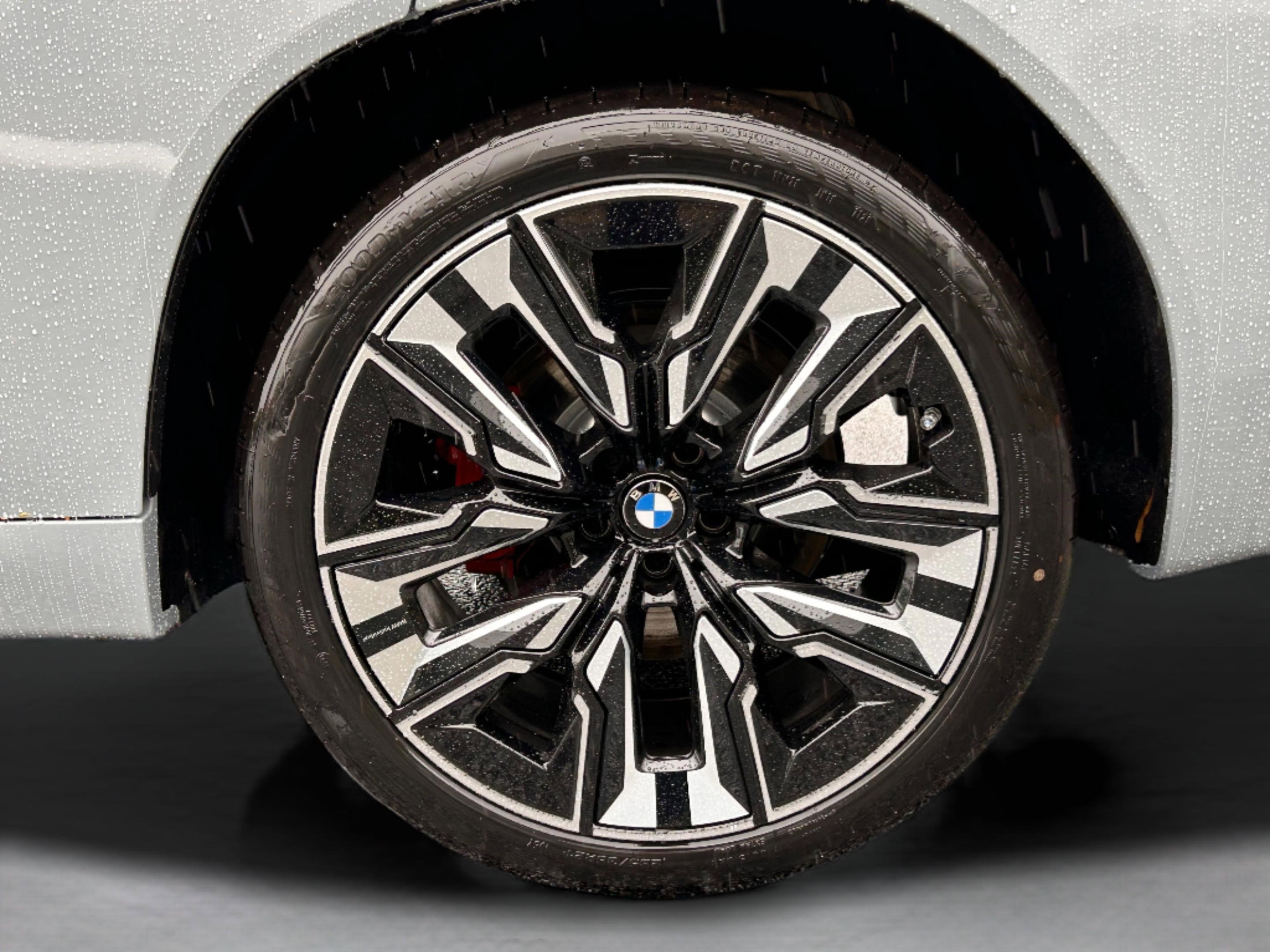 Used 2026 BMW X3 xDrive30 w/ Premium Package image 7