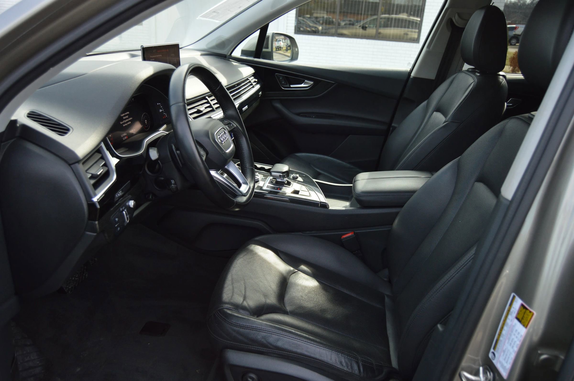 Used 2017 Audi Q7 3.0T Prestige w/ Prestige Package AWD/4WD image 11