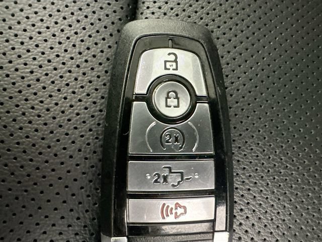 Used 2023 Ford F150 Lariat w/ Equipment Group 502A High AWD/4WD image 17