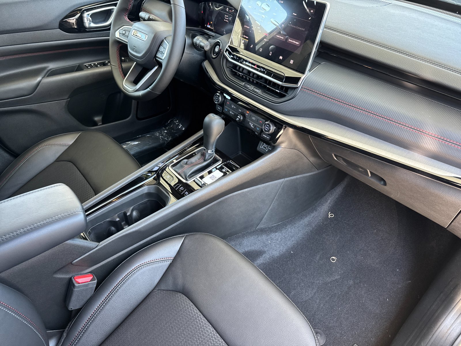 New 2026 Jeep Compass Trailhawk AWD/4WD image 16
