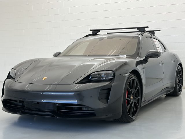 Used 2023 Porsche Taycan GTS AWD/4WD image 4