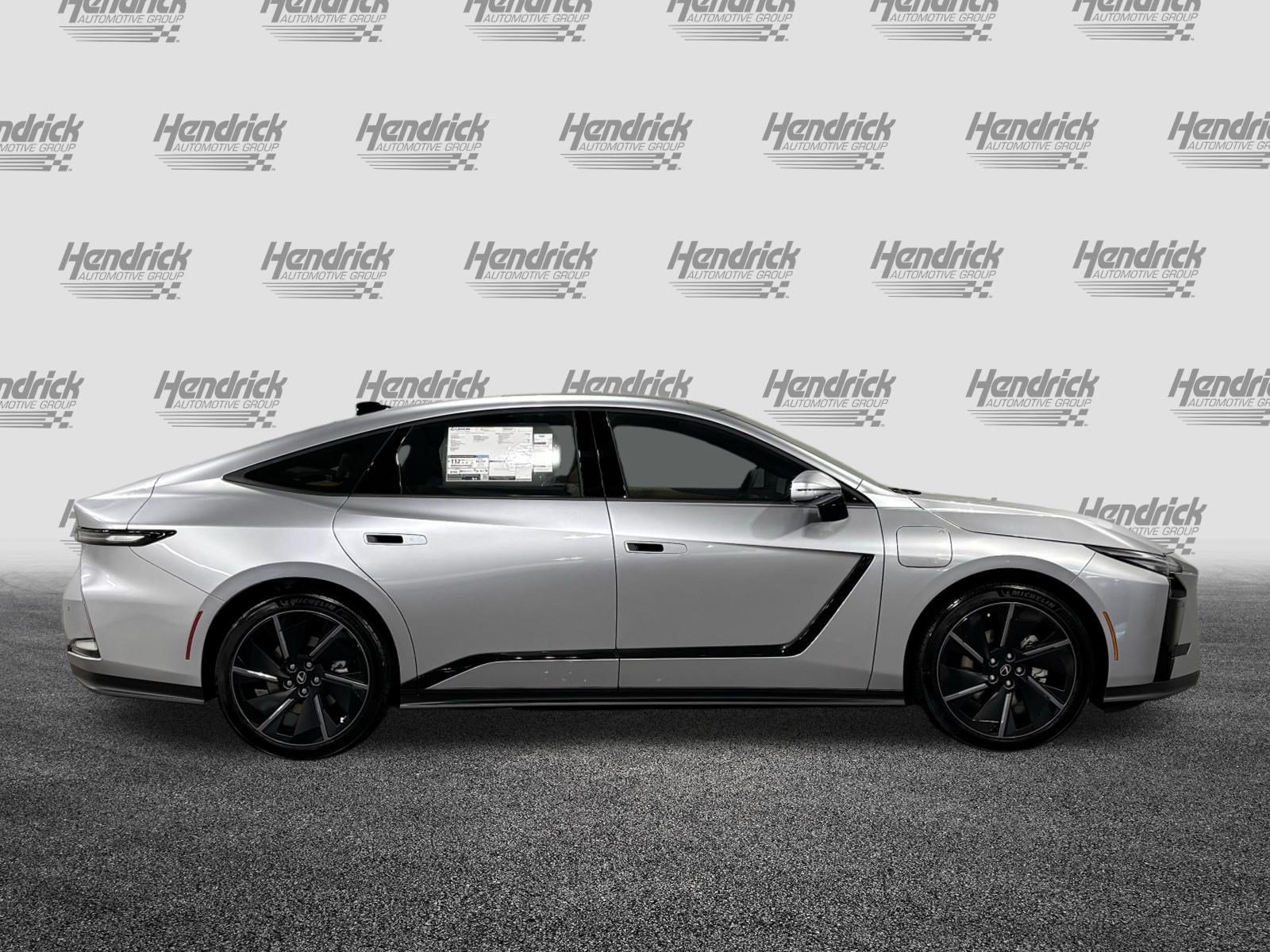 New 2026 Lexus ES 500e AWD/4WD image 9
