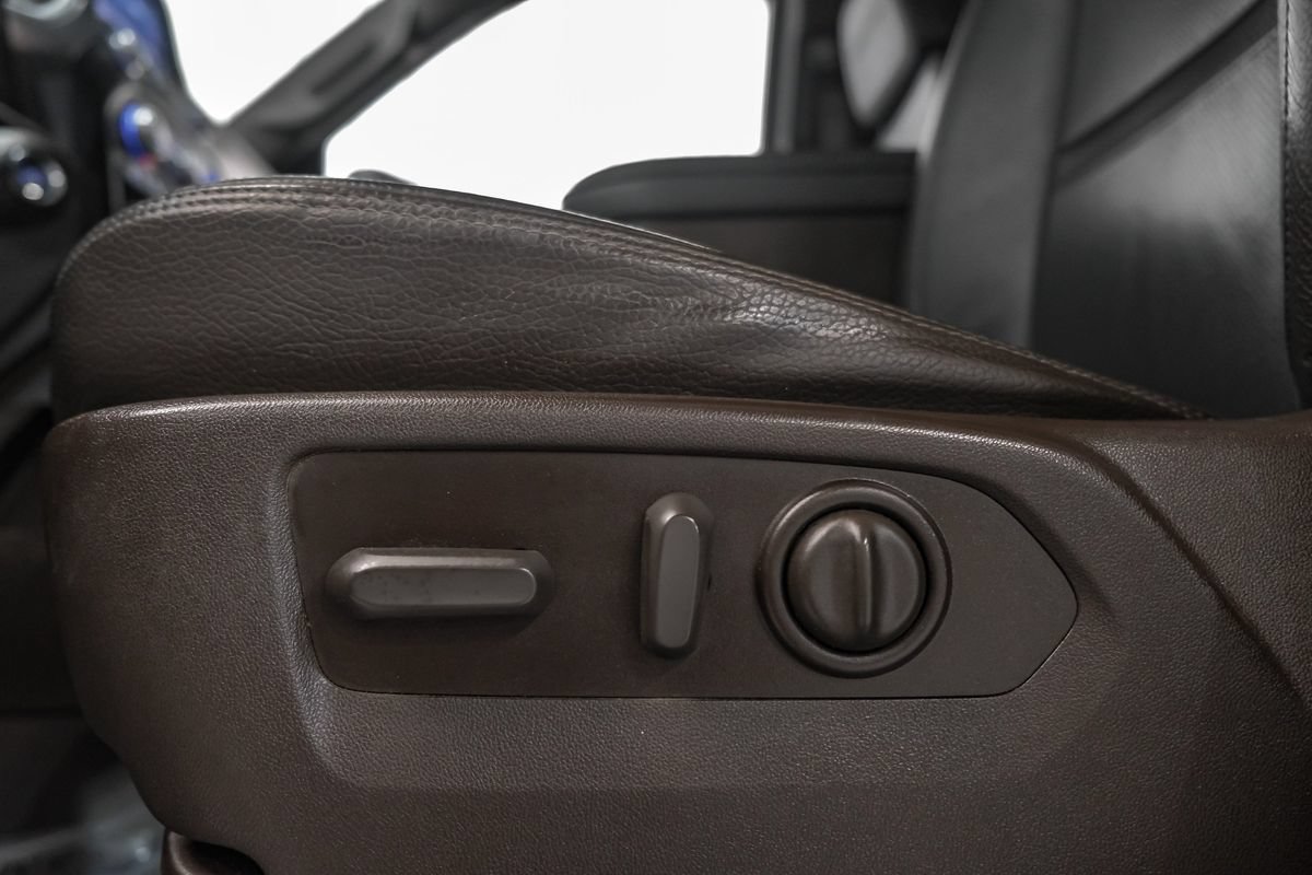 Used 2023 GMC Sierra 3500 Denali AWD/4WD image 31