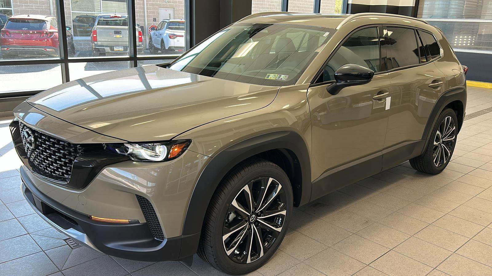 New 2025 MAZDA CX-50 AWD 2.5 Turbo w/ Cargo Package image 2